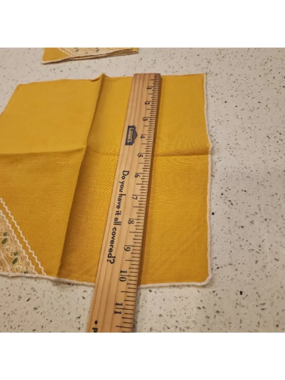 Vintage Linen Cocktail Napkins Set Of 4 EMBROIDERED Lace Yellow 10x10